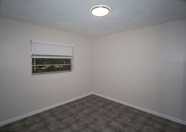 Photo - Charming 2/1 duplex with carport near Mill...