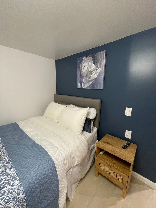 Photo - 230 Sullivan St