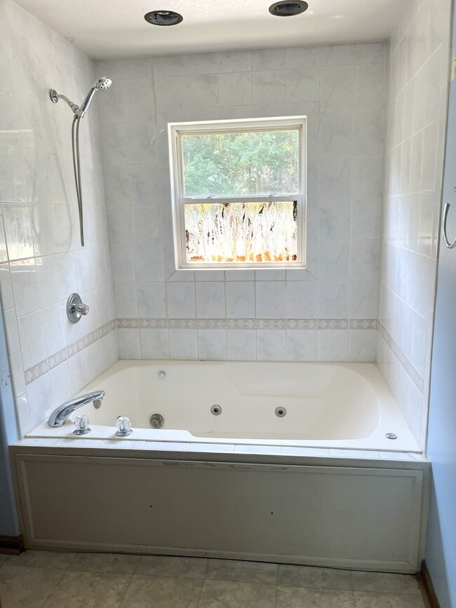 Photo - 396 Jarvisburg Rd