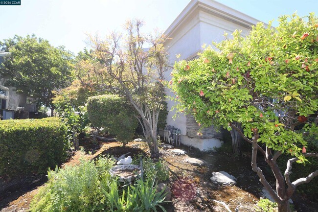 Photo - 710 Central Park Pl