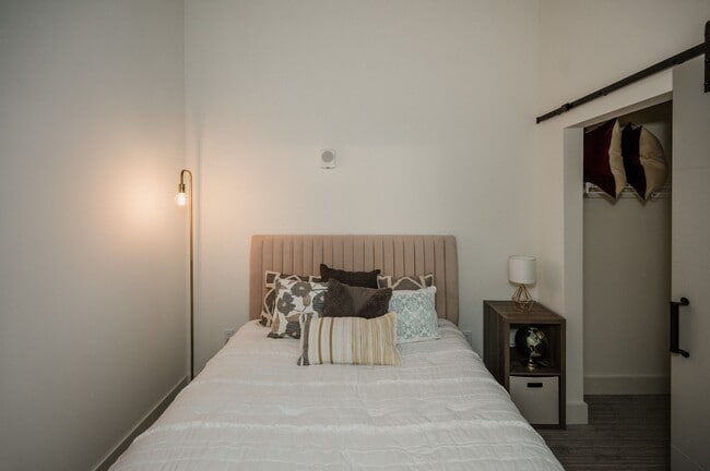 Maxwell Lofts