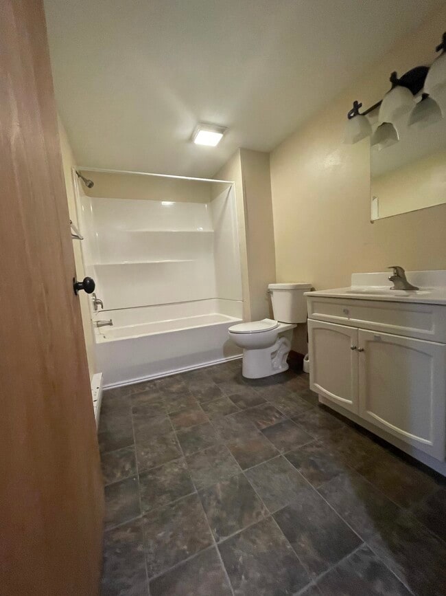 Photo - 20427 W Clark Ave Apt 11 Unit Apt 11