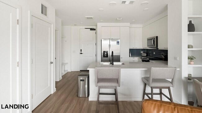 Photo - 1801 Patterson St Unit 324