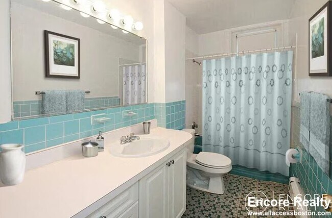 Photo - 17 Fairbanks St Unit 12A