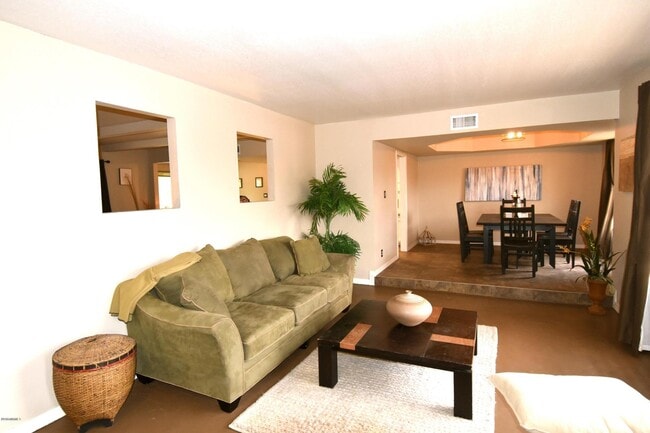 Photo - 10008 N 33rd Pl