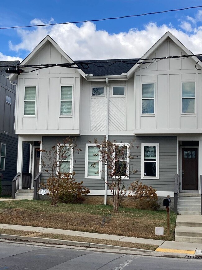 4BR near Fisk, Meharry and TSU *** Promo... Townhome Townhome Rental