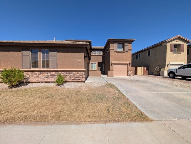 Photo - 4 Bedroom 2.5 Bathroom Gate Copper Canyon ...