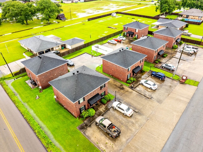 Photo - 2314-2316 Saint Bernard St, Thibodaux, Ln