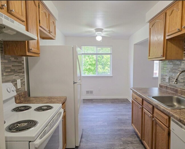 East Ridge Manor Apartment Homes