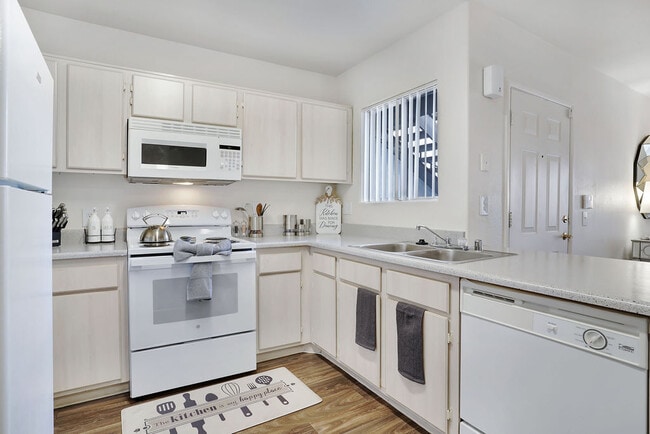 Photo - Avion at Sunrise Mountain