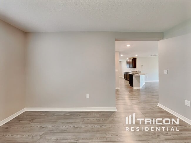 Photo - 6130 Dolostone Dr