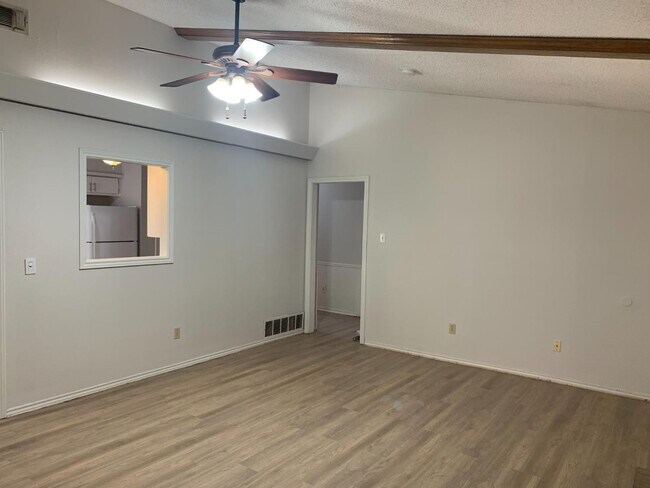 Photo - 408 Ironton Ave