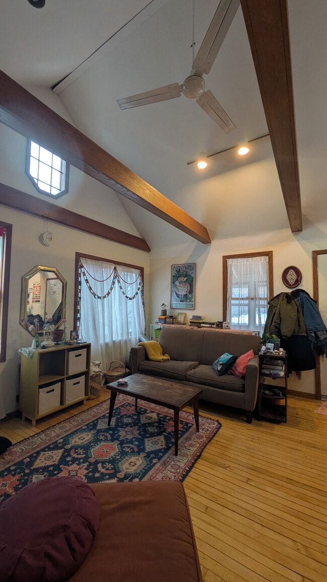 Photo - 2521 N Pierce St Unit upper