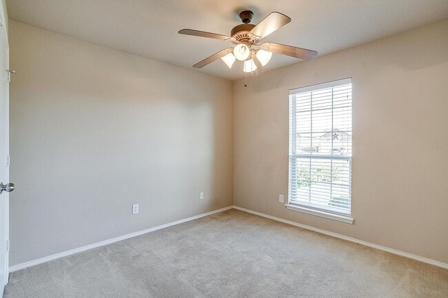 Photo - Wonderful 3 Bed, 2 Bath Home in Mansfield ISD- 76063