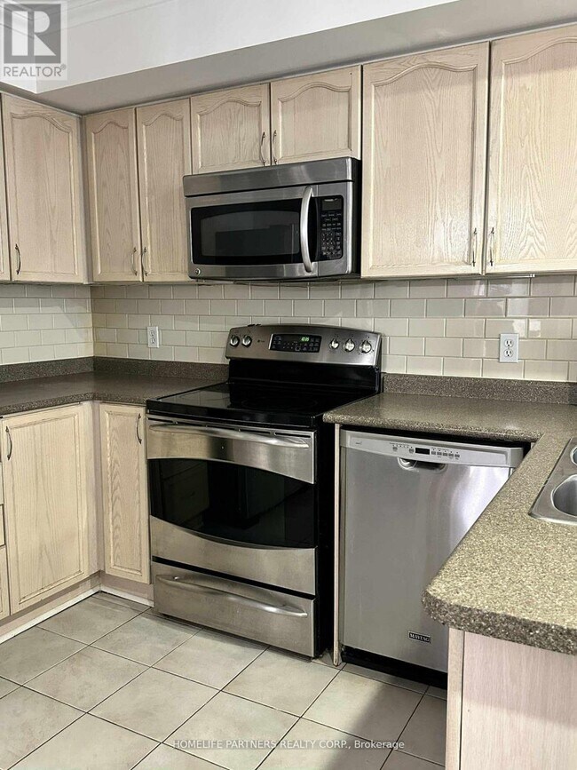 Photo - 605 Shoreline Dr