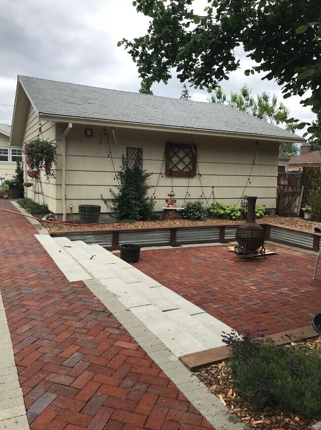 Photo - 12701 SE Salmon Ct Unit C