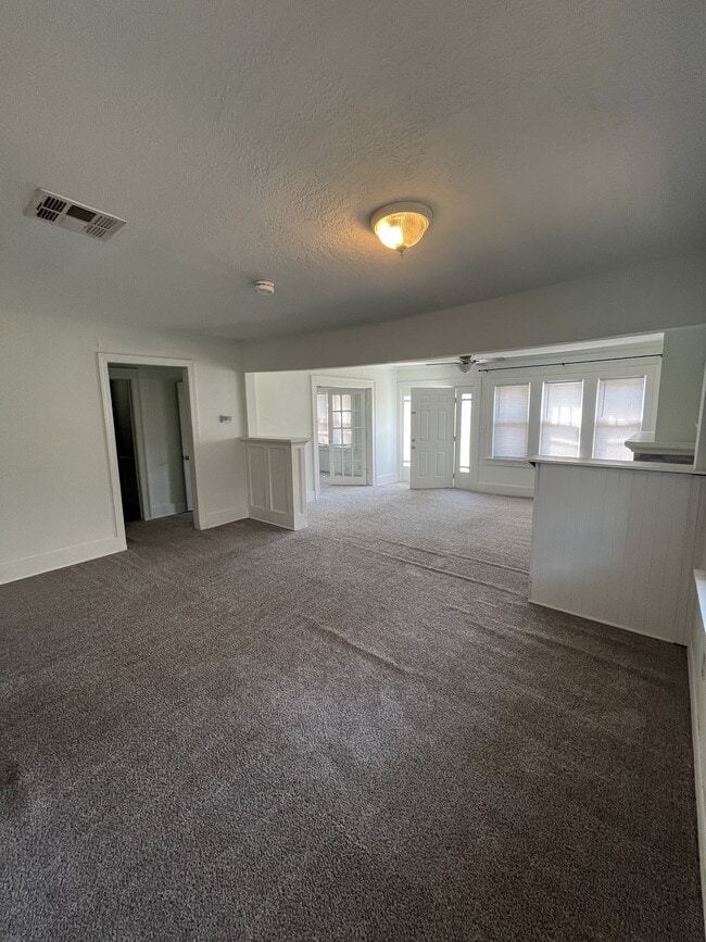 Photo - 1138 N Lottie Ave