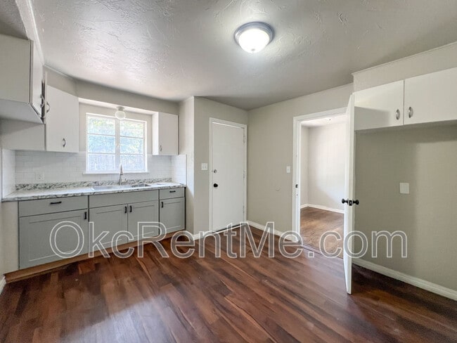 Photo - 4224 NW 23rd St