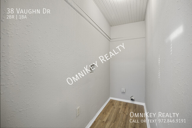 Photo - 38 Vaughn Dr