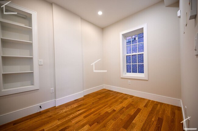 Photo - Renovated Bay Village 1-Bed for June Unit 3, Boston, MA 02116