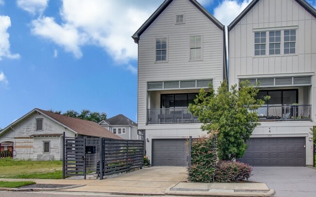 Photo - 1512 Stuart St