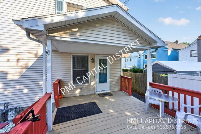 Photo - 2481 Augustine Ave