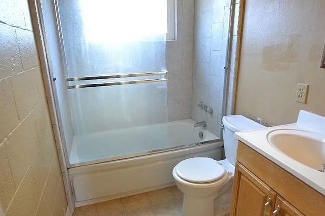 Photo - 1146 Azusa St