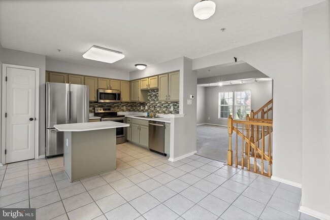 Photo - 5030 Finsbury Rd