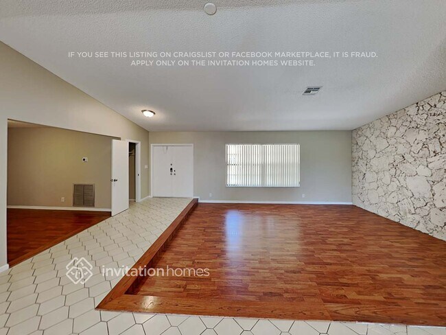 Photo - 11440 NW 18th Manor