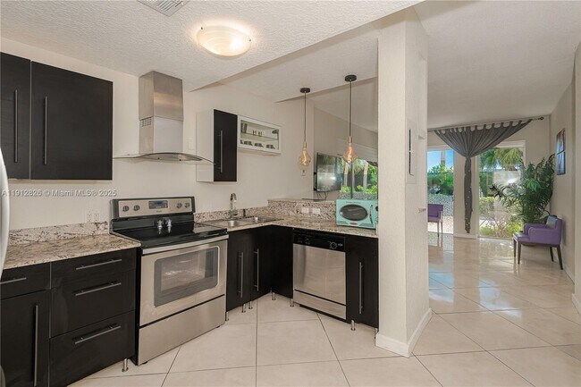 Photo - 11111 Biscayne Blvd Unit 1G