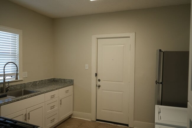 Photo - 2324 20th St