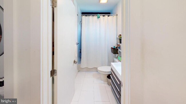 Photo - 1155 S 15th St Unidad 305