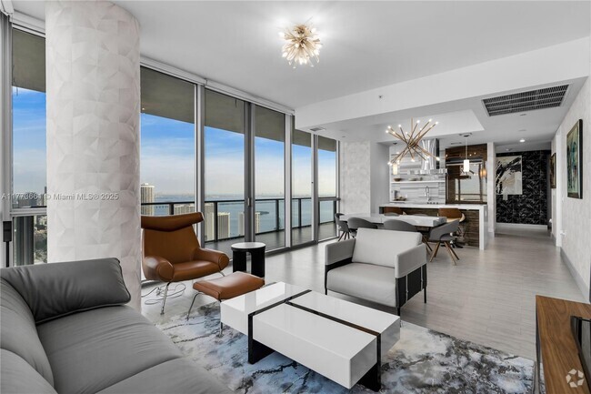 Building Photo - 1100 Biscayne Blvd Unit 4605 Rental