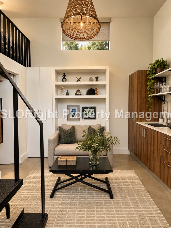 P-1117 Margarita Ave # B