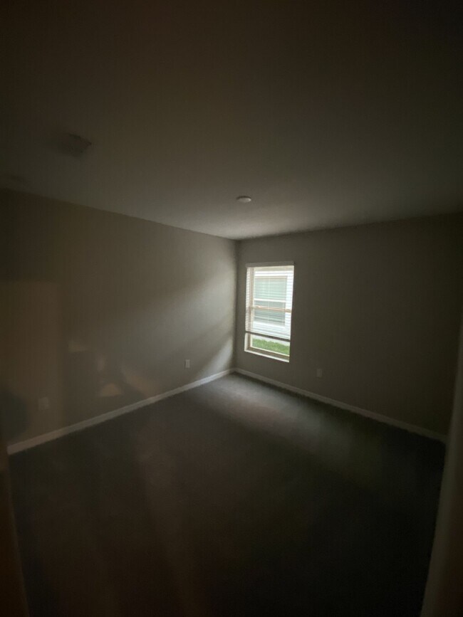 Photo - "Spacious 4-Bed, 2-Bath Gem with 1936 Sq Ft of Comfort in Riverview, FL!"