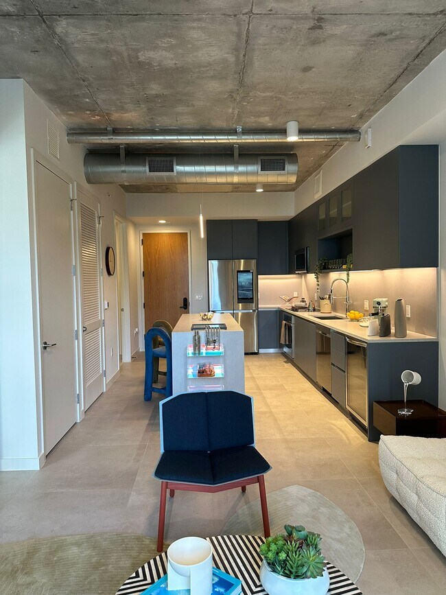 Photo - 138 NW 34th St Unidad A3