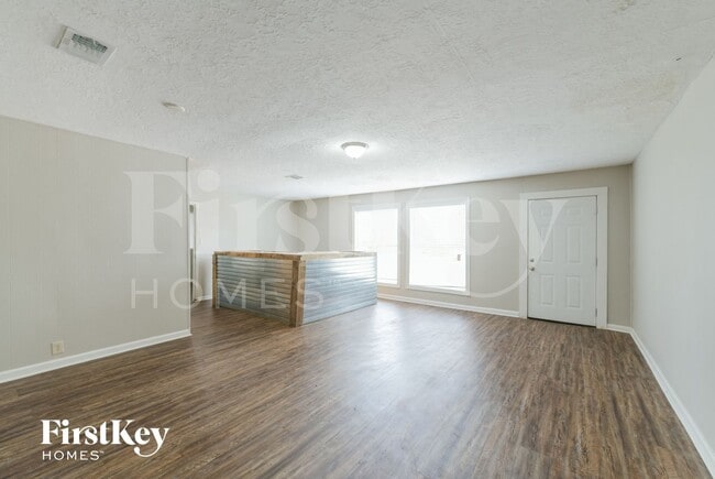 Photo - 1 Midwood Cir