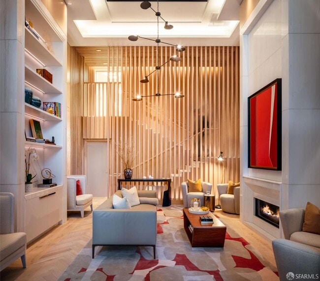 Photo - 875 California St