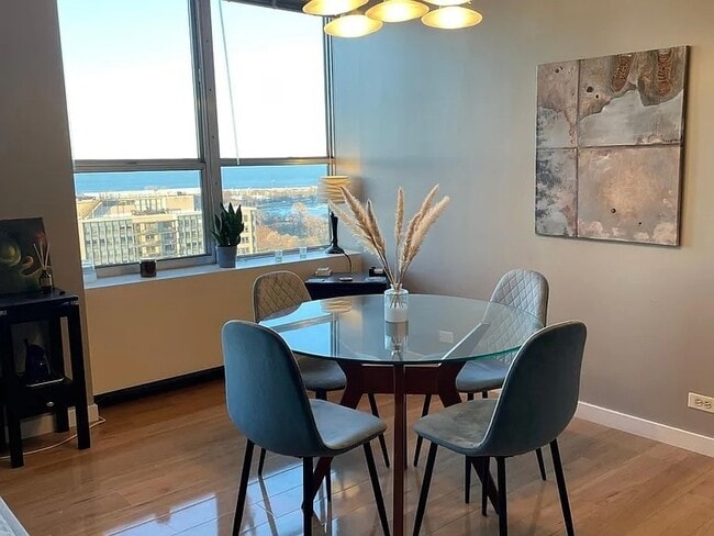 Photo - 655 W Irving Park Rd Unit 2406