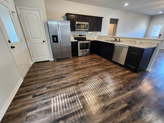 Photo - 1618 Lil Larry Dr