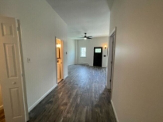 Photo - 34-36-36 Albany Ave Unidad 1