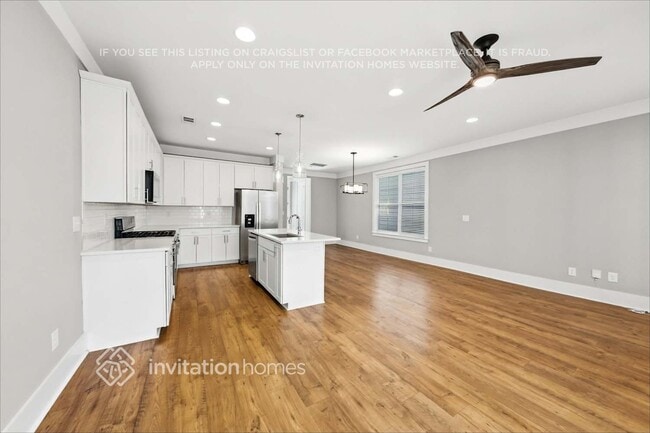 Photo - 647 Vernon Ave
