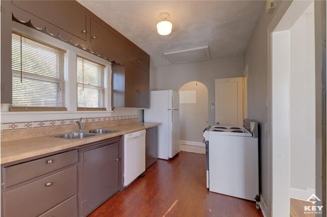 Photo - 115 N Oliver St