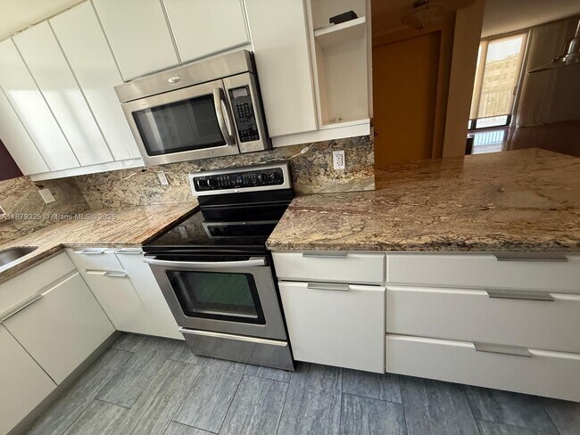 Photo - 1500 S Ocean Dr Unit 5G
