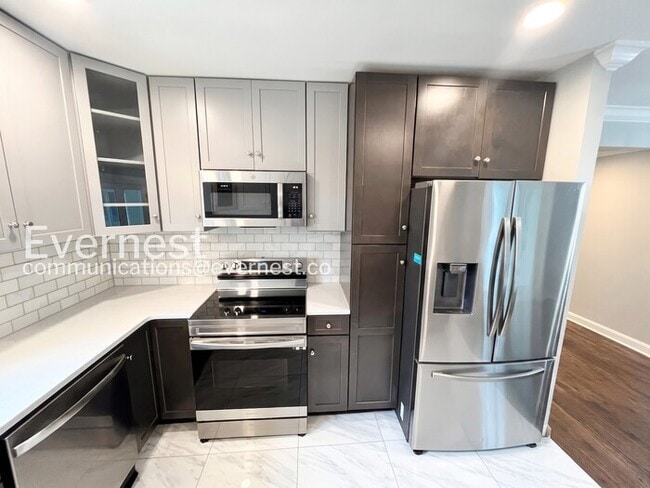 Photo - 109 Mayfair Rd