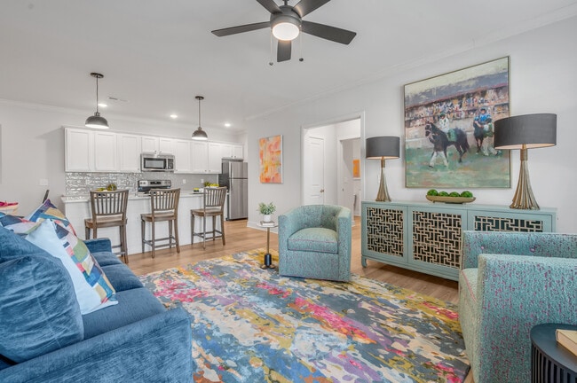 2 BD, 2 BA - 1132SF - Living room