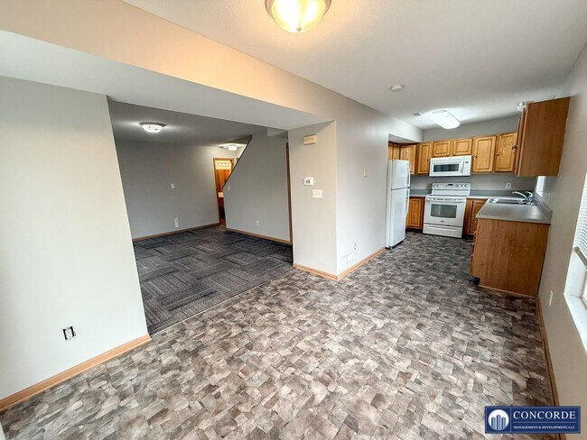 1911 W Lake St Unit 2531 SW 19th Street