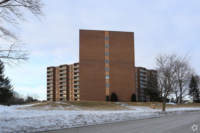 Photo - Bluebird Apartments