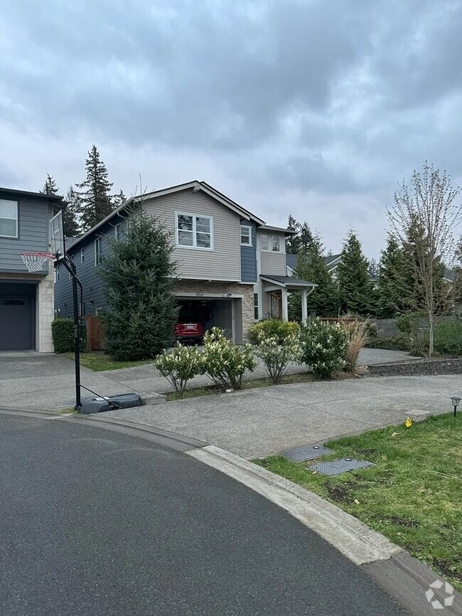 Building Photo - 4320 224th Pl SE Rental