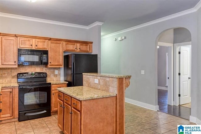 Photo - 366 Kingston Cir